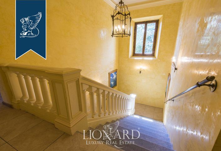 Image No.42-8 Bed Villa for sale