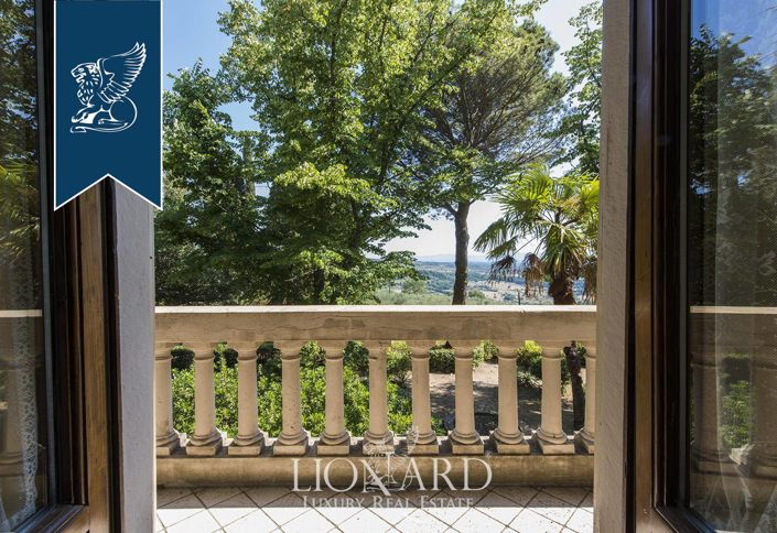 Image No.44-8 Bed Villa for sale