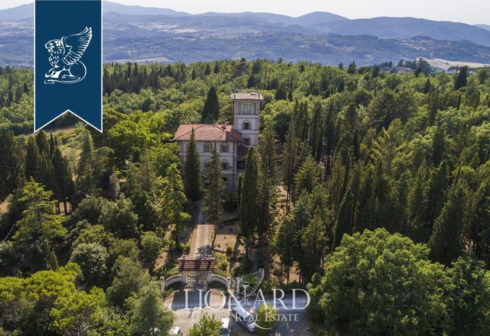 Image No.57-8 Bed Villa for sale