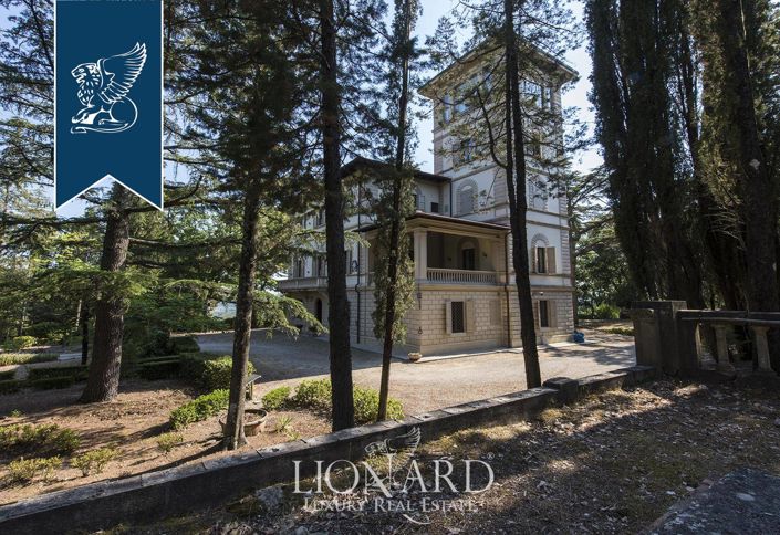 Image No.6-8 Bed Villa for sale