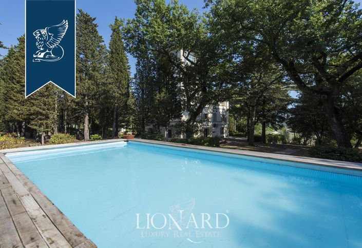 Image No.8-8 Bed Villa for sale