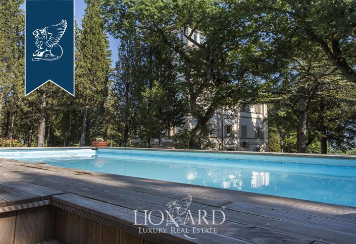 Image No.9-8 Bed Villa for sale