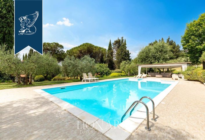 Image No.5-Villa de 8 chambres à vendre à Arezzo