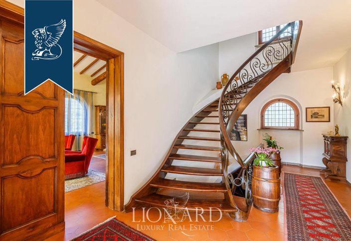 Image No.18-Villa de 5 chambres à vendre à Scandicci