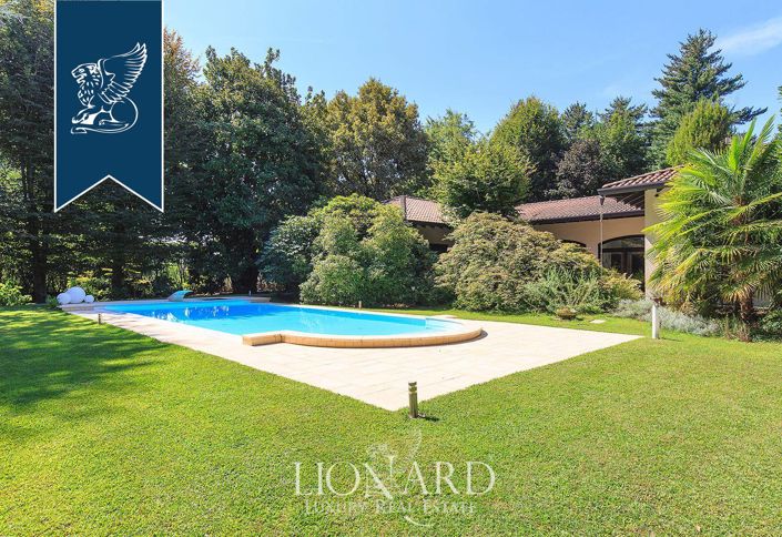 Image No.1-5 Bed Villa for sale
