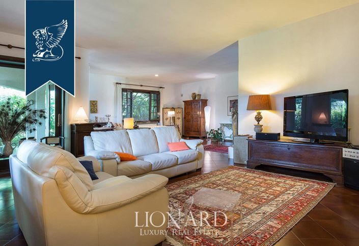 Image No.18-5 Bed Villa for sale