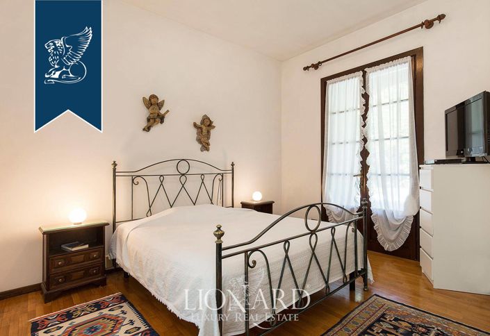 Image No.41-5 Bed Villa for sale