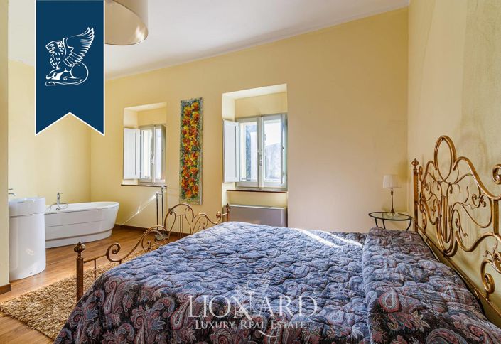 Image No.30-7 Bed Farmhouse for sale