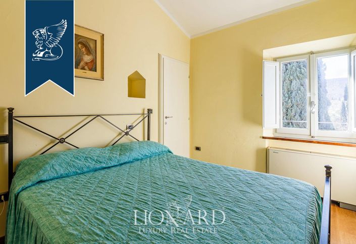 Image No.31-7 Bed Farmhouse for sale