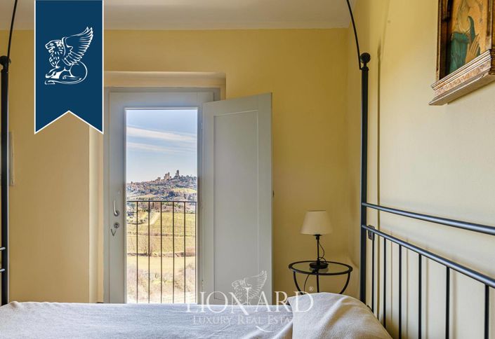 Image No.41-7 Bed Farmhouse for sale