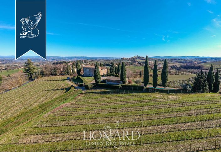 Image No.42-7 Bed Farmhouse for sale