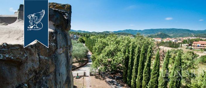 Image No.9-6 Bed Country House for sale