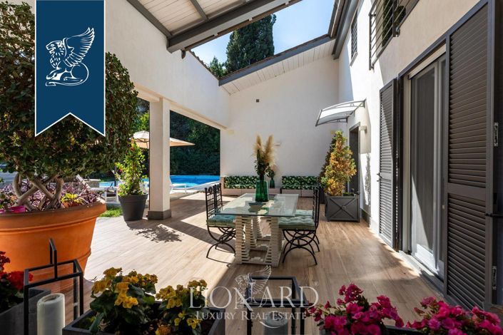 Image No.5-6 Bed Villa for sale