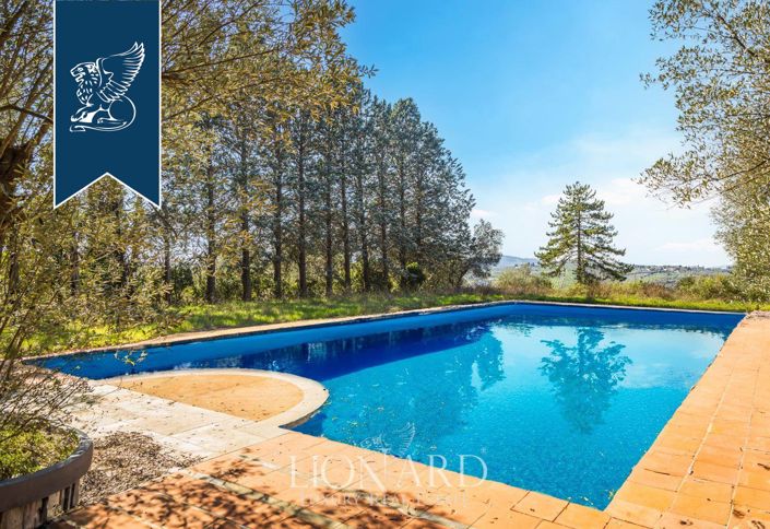 Image No.5-10 Bed Villa for sale