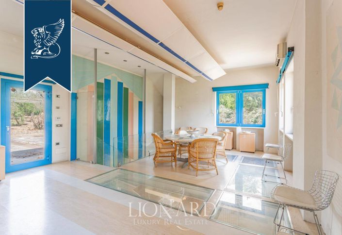 Image No.4-4 Bed Villa for sale