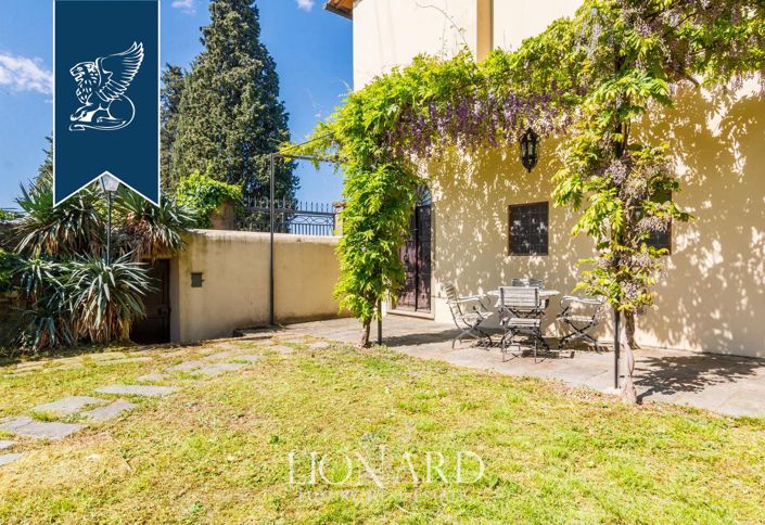 Image No.10-2 Bed Villa for sale