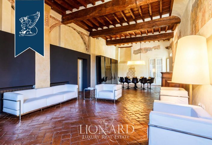 Image No.21-2 Bed Villa for sale