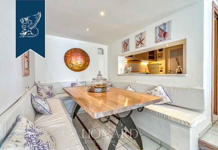 Image No.19-6 Bed Villa for sale