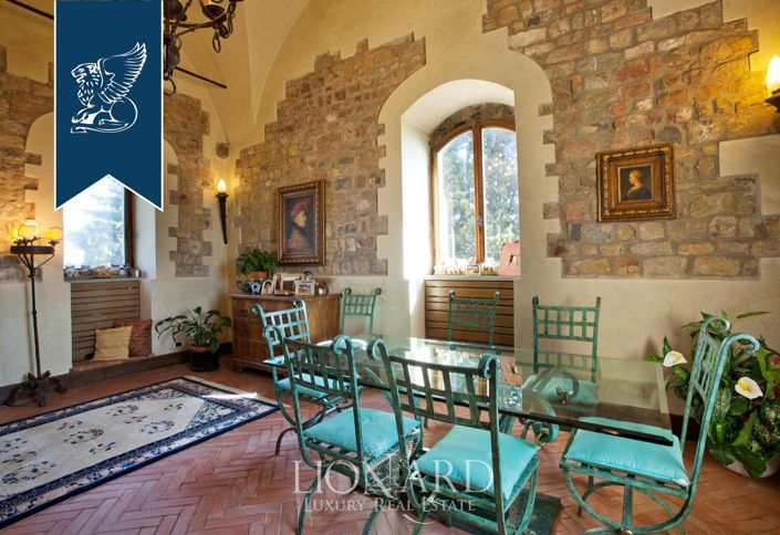 Image No.18-14 Bed Villa for sale