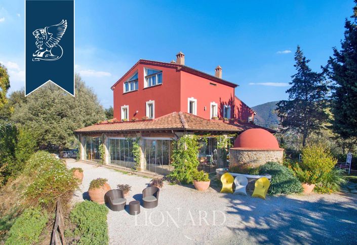 Image No.7-10 Bed Villa for sale