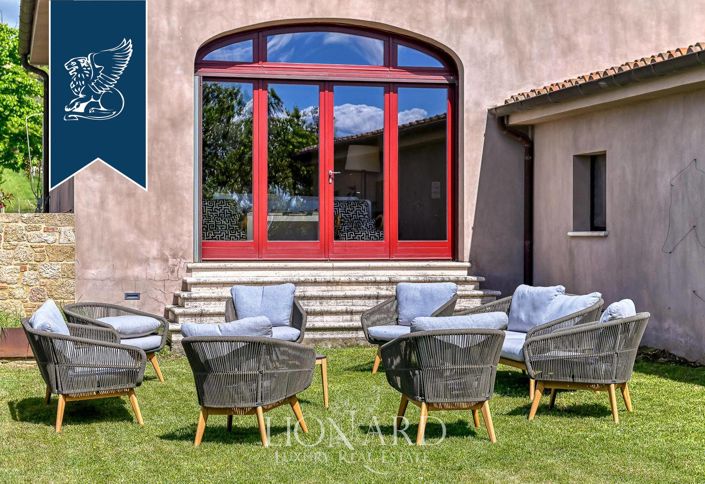 Image No.11-6 Bed Villa for sale