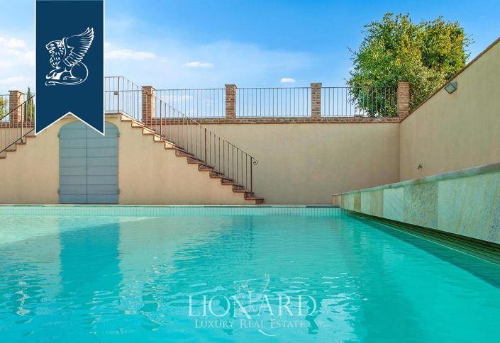 Image No.7-6 Bed Villa for sale