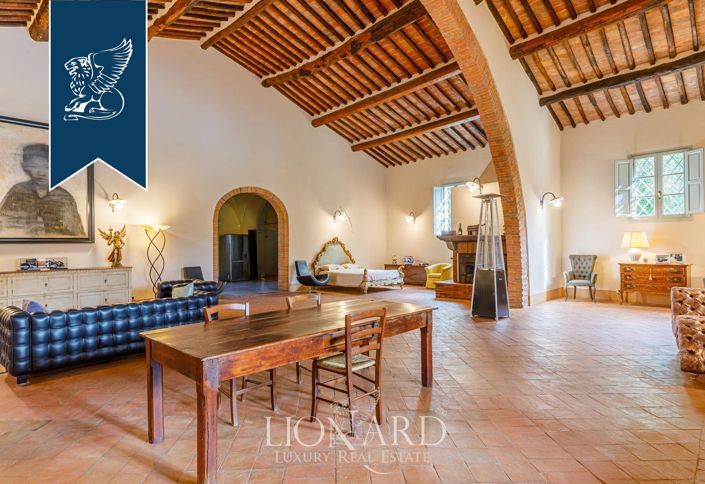 Image No.19-15 Bed Villa for sale