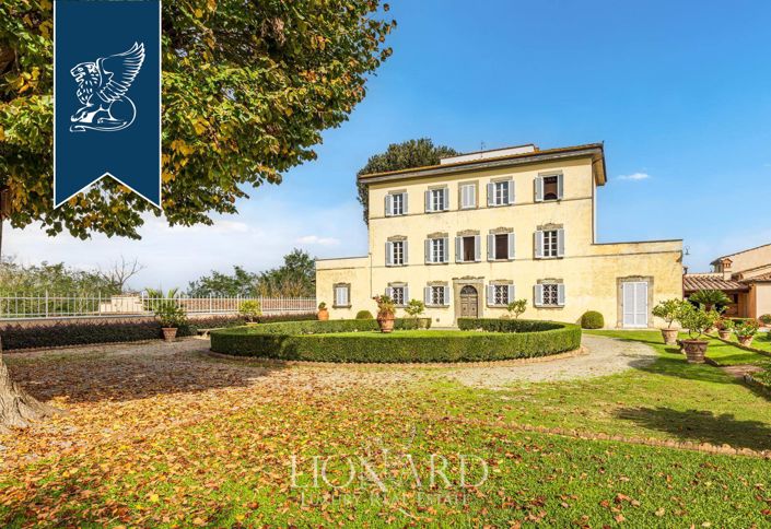 Image No.7-15 Bed Villa for sale