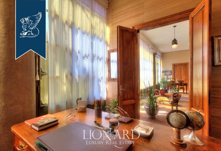 Image No.4-6 Bed Villa for sale