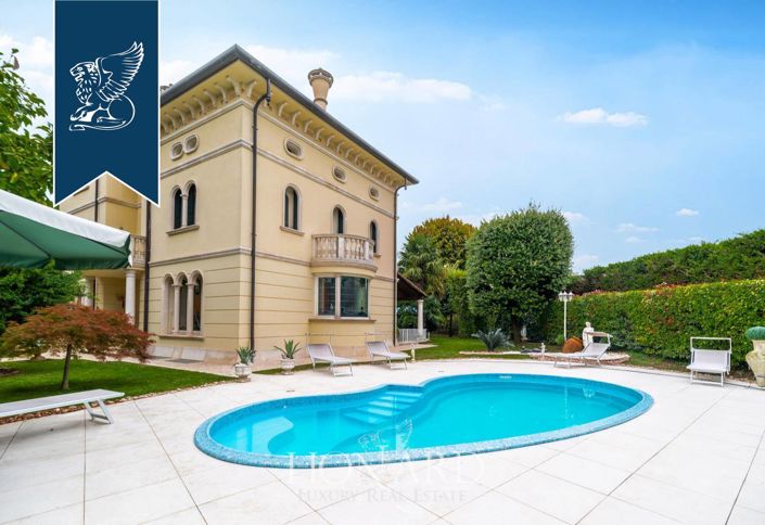 Image No.1-Villa de 4 chambres à vendre à Trévise