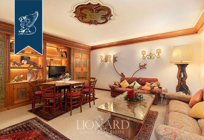 Image No.18-8 Bed Villa for sale