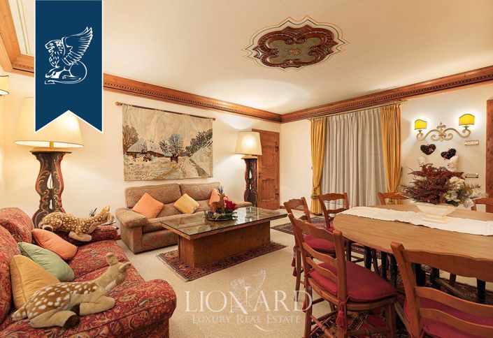 Image No.21-8 Bed Villa for sale