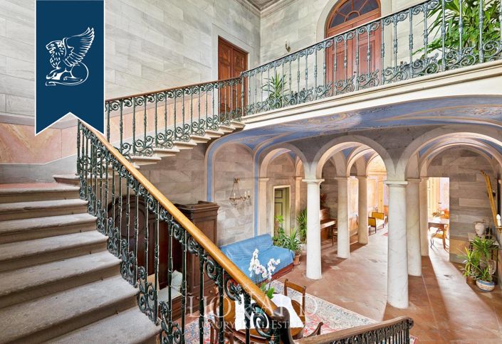 Image No.17-11 Bed Villa for sale