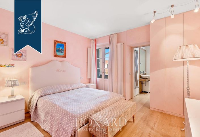 Image No.12-4 Bed Villa for sale