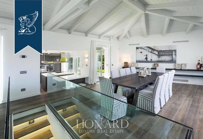 Image No.11-Villa de 7 chambres à vendre à San Teodoro