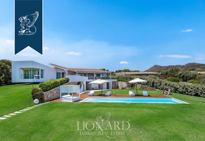 Image No.2-Villa de 7 chambres à vendre à San Teodoro