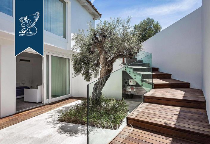 Image No.8-Villa de 7 chambres à vendre à San Teodoro