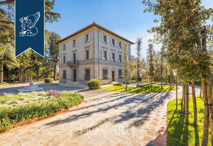 Image No.3-11 Bed Villa for sale