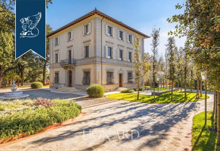 Image No.4-11 Bed Villa for sale