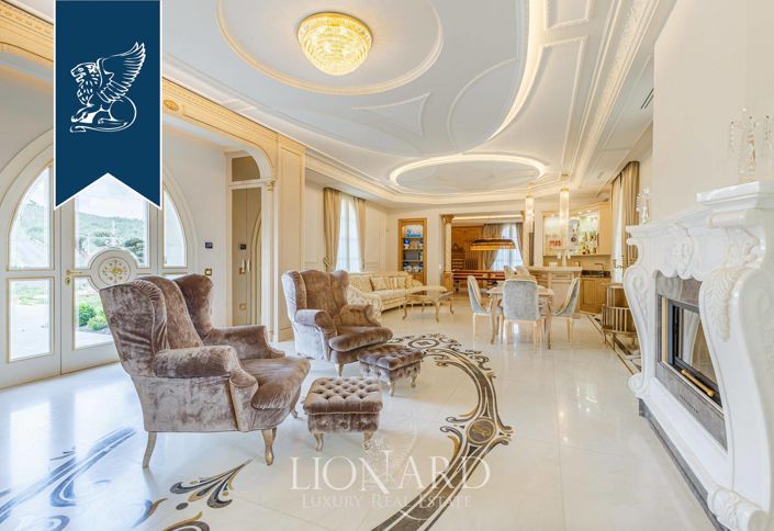 Image No.7-Propriété de 5 chambres à vendre à Buti