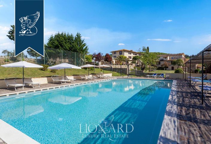 Image No.3-25 Bed Villa for sale