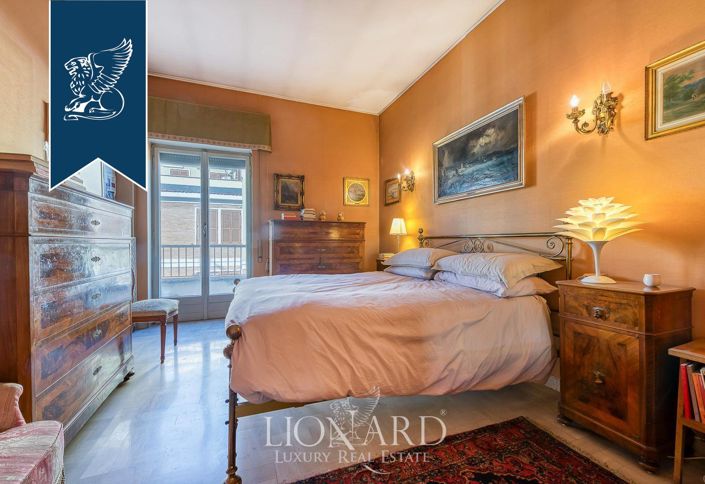 Image No.12-5 Bed Apartment for sale