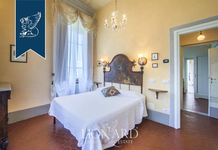 Image No.66-10 Bed Villa for sale