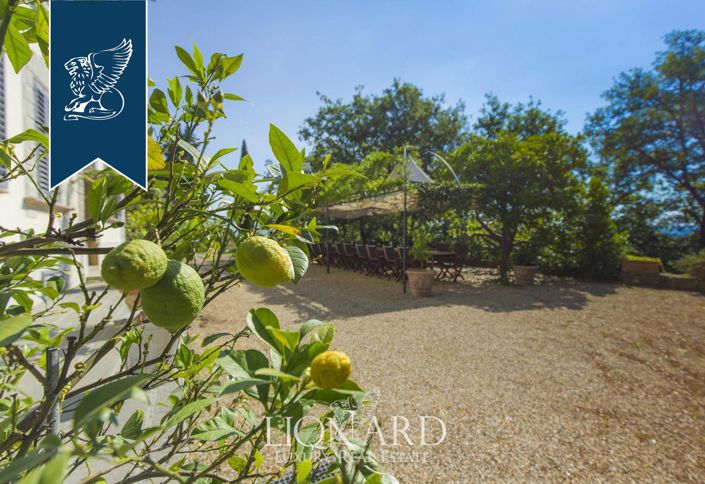 Image No.7-10 Bed Villa for sale