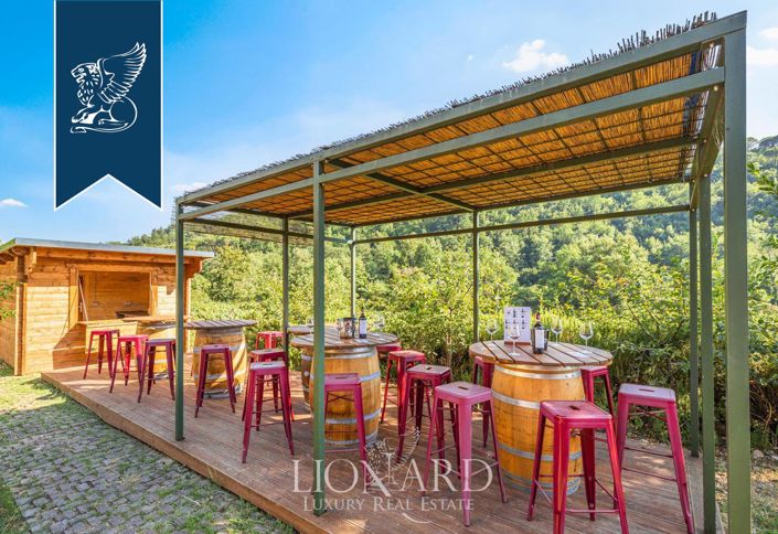 Image No.18-2 Bed Farmhouse for sale