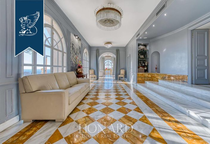 Image No.17-6 Bed Villa for sale