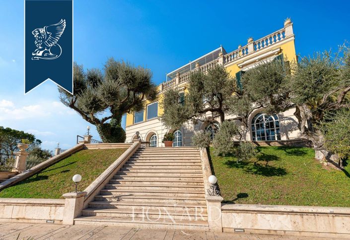 Image No.3-6 Bed Villa for sale