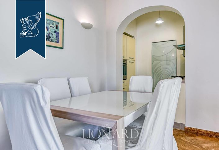 Image No.12-Propriété de 14 chambres à vendre à Capri