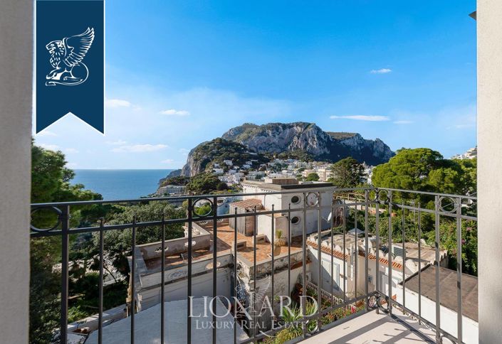 Image No.14-Propriété de 14 chambres à vendre à Capri