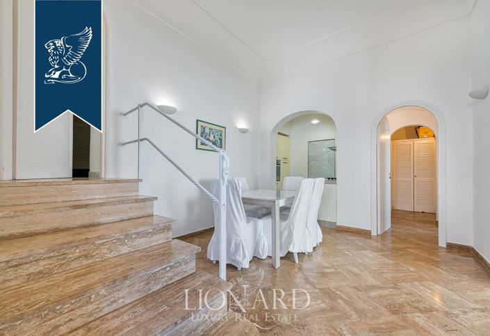 Image No.10-Propriété de 14 chambres à vendre à Capri